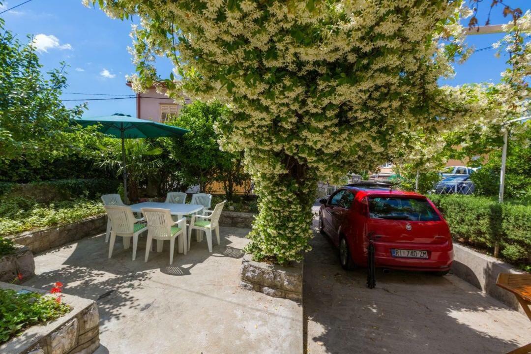Apartment Dvorska Цриквеница Экстерьер фото