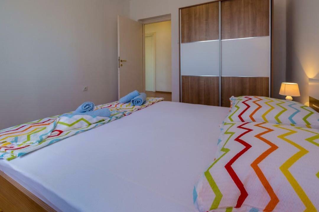 Apartment Dvorska Цриквеница Экстерьер фото